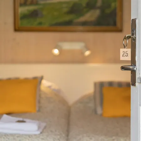 Pension Slaegtsgaarden Allinge-Sandvig Esterno foto