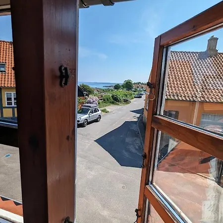 Pension Slaegtsgaarden Allinge-Sandvig Esterno foto