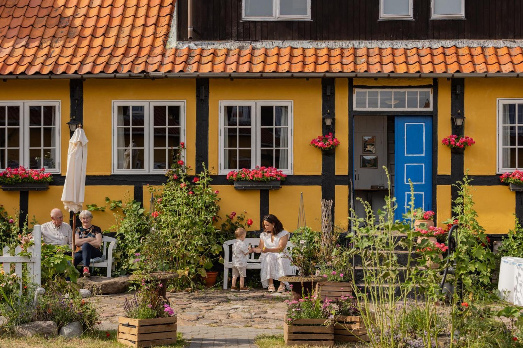 Slaegtsgaarden